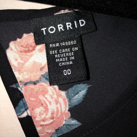 Torrid Floral Blouse (size 00) - Picture 4 of 4